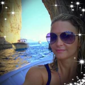 Meet your Posher, Jen